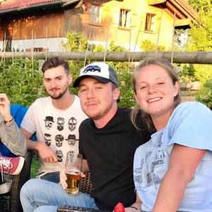 Meet your Posher, Bradley